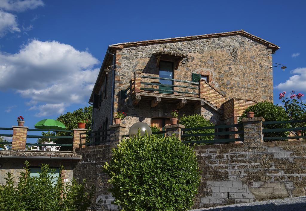 Agriturismo Casale Le Crete Аквапенденте Экстерьер фото